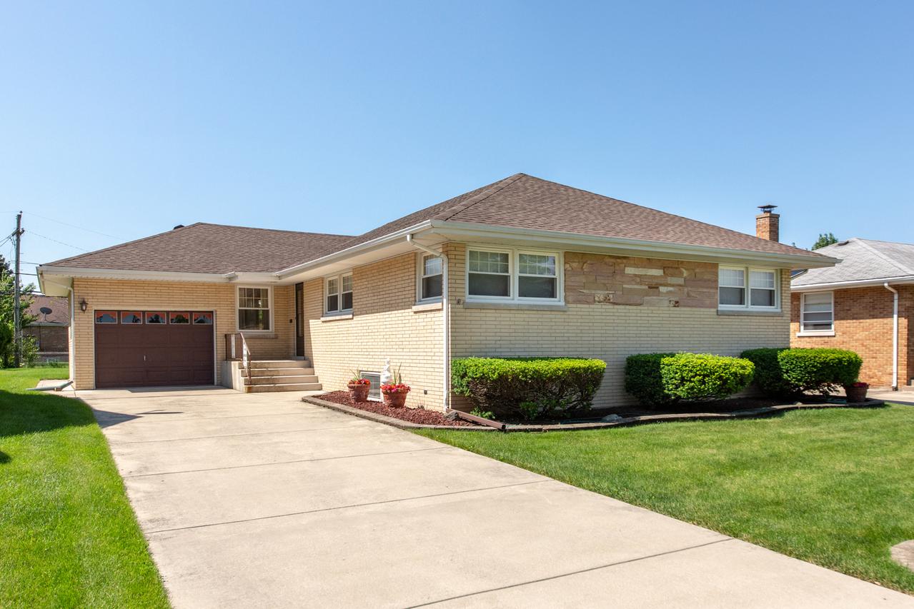 7939 W Summerdale Ave., Norwood Park Township, IL 60656