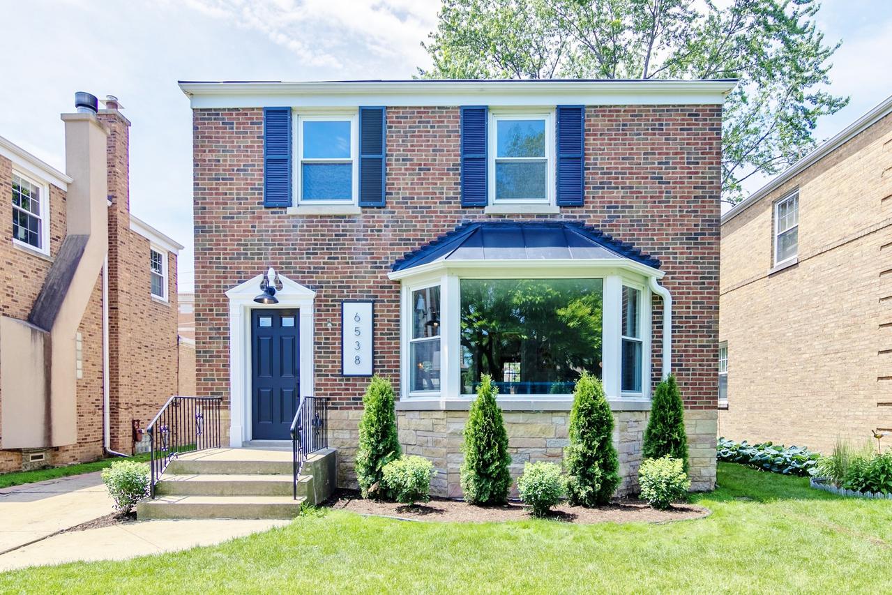 6538 N Onarga Ave., Chicago, IL 60631