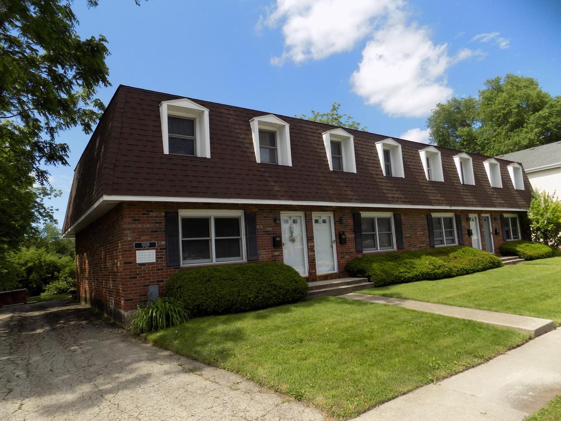 24238 W Main St., Plainfield, IL 60544