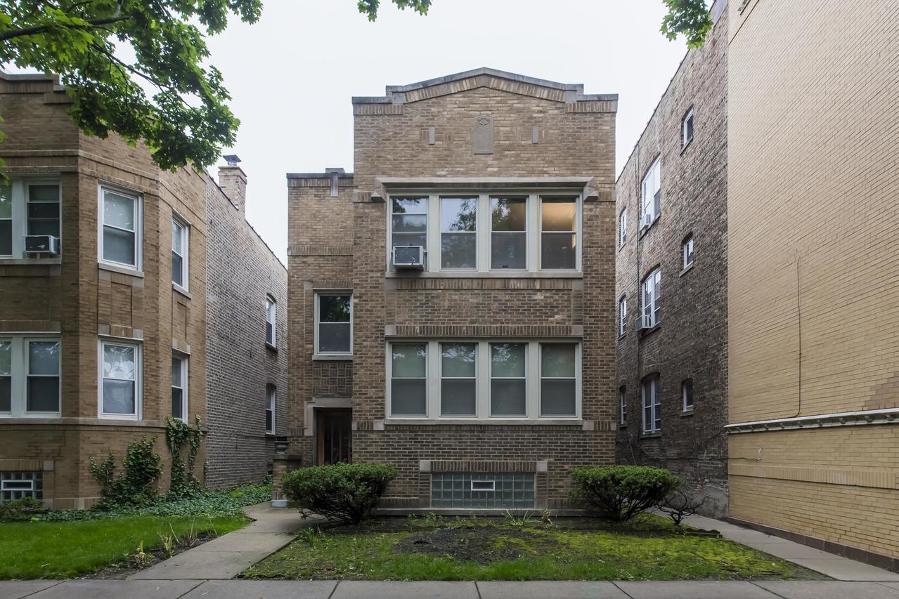 2810 W Lunt Ave., Chicago, IL 60645