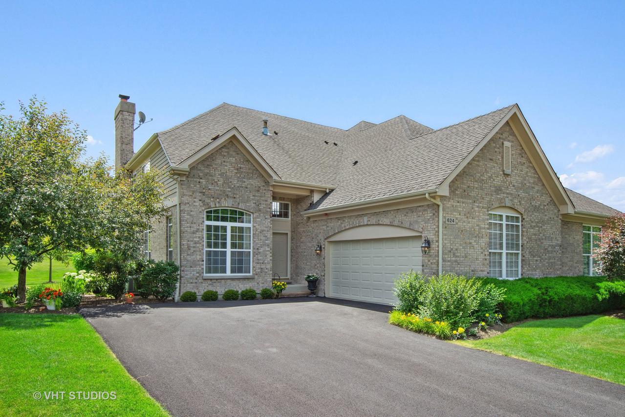 624 Stone Canyon Cir., Inverness, IL 60010