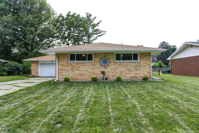 2305 Campbell Dr., Champaign, IL 61821