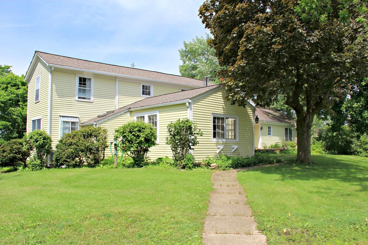 38W035 Fabyan Pkwy., Geneva, IL 60134