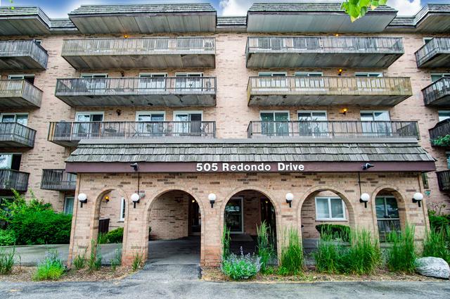 505 Redondo Dr. #307, Downers Grove, IL 60516