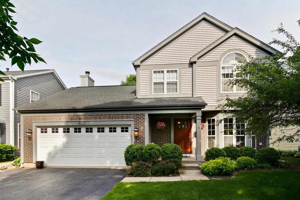 6101 Golfview Dr., Gurnee, IL 60031