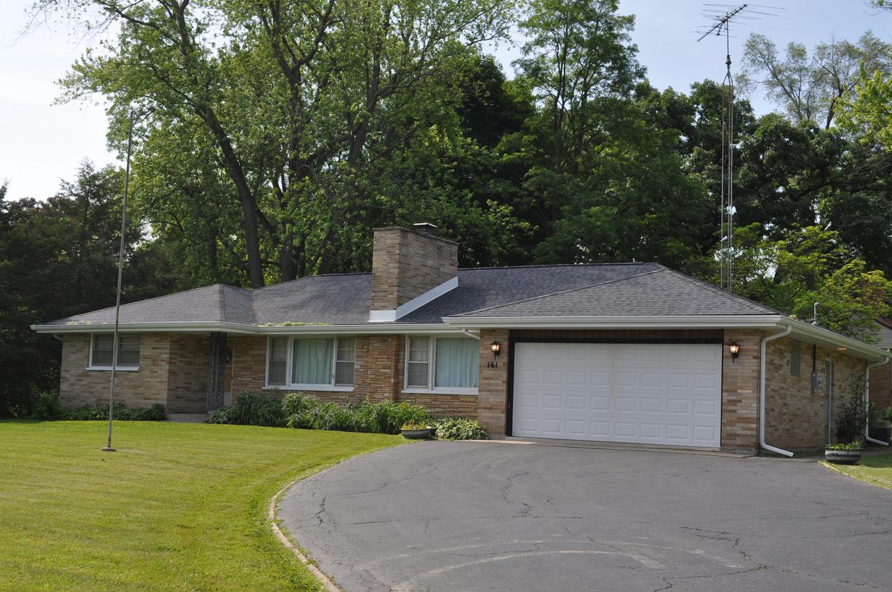 161 W Grand Ave., Lake Villa, IL 60046