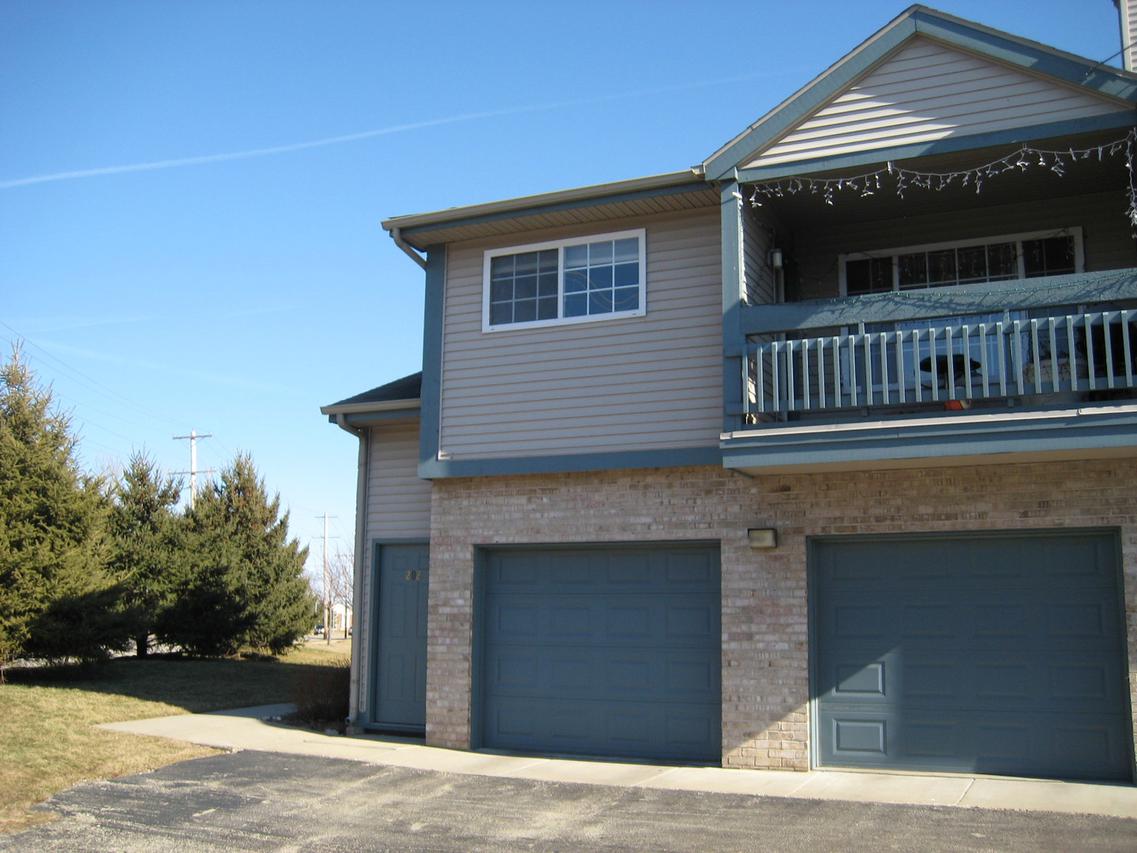 2406 Windward Blvd. #201, Champaign, IL 61821