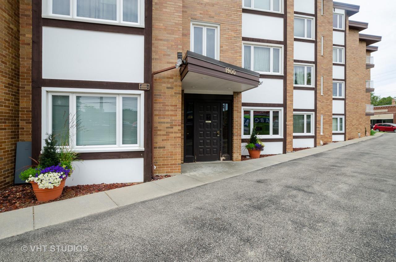 1900 Wilmette Ave. #4A, Wilmette, IL 60091