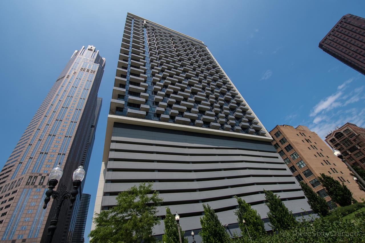 235 W Van Buren St. #1907, Chicago, IL 60607