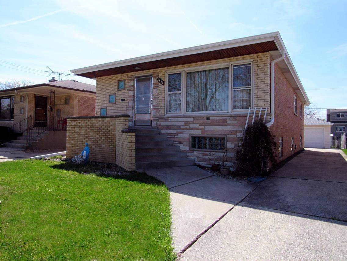 2821 W 101st Pl., Evergreen Park, IL 60805