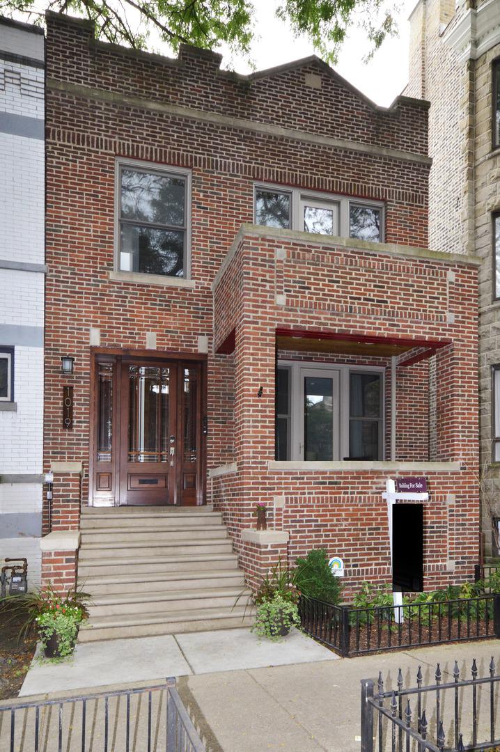 1019 W Oakdale Ave., Chicago, IL 60657