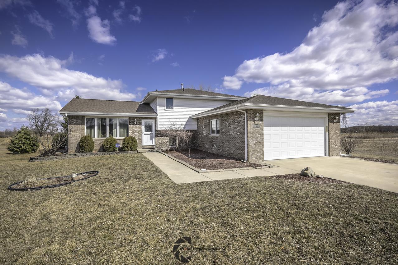 185 High Point Dr., Essex, IL 60935