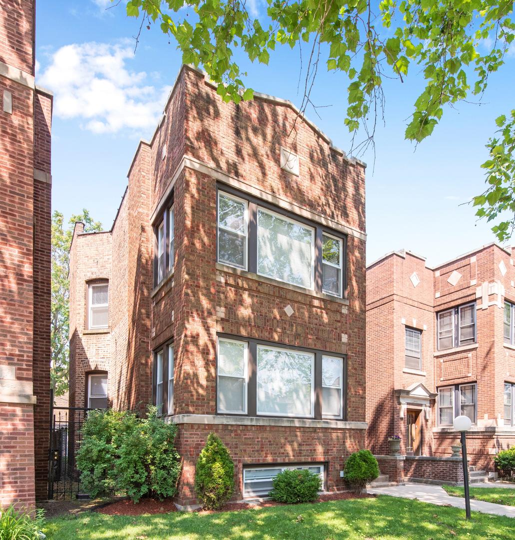 8030 S St Lawrence Ave., Chicago, IL 60619