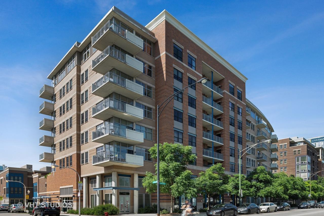 511 W Division St. #611, Chicago, IL 60610