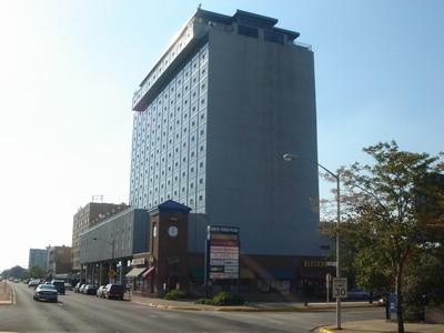 7234 W North Ave. #1504, Elmwood Park, IL 60707