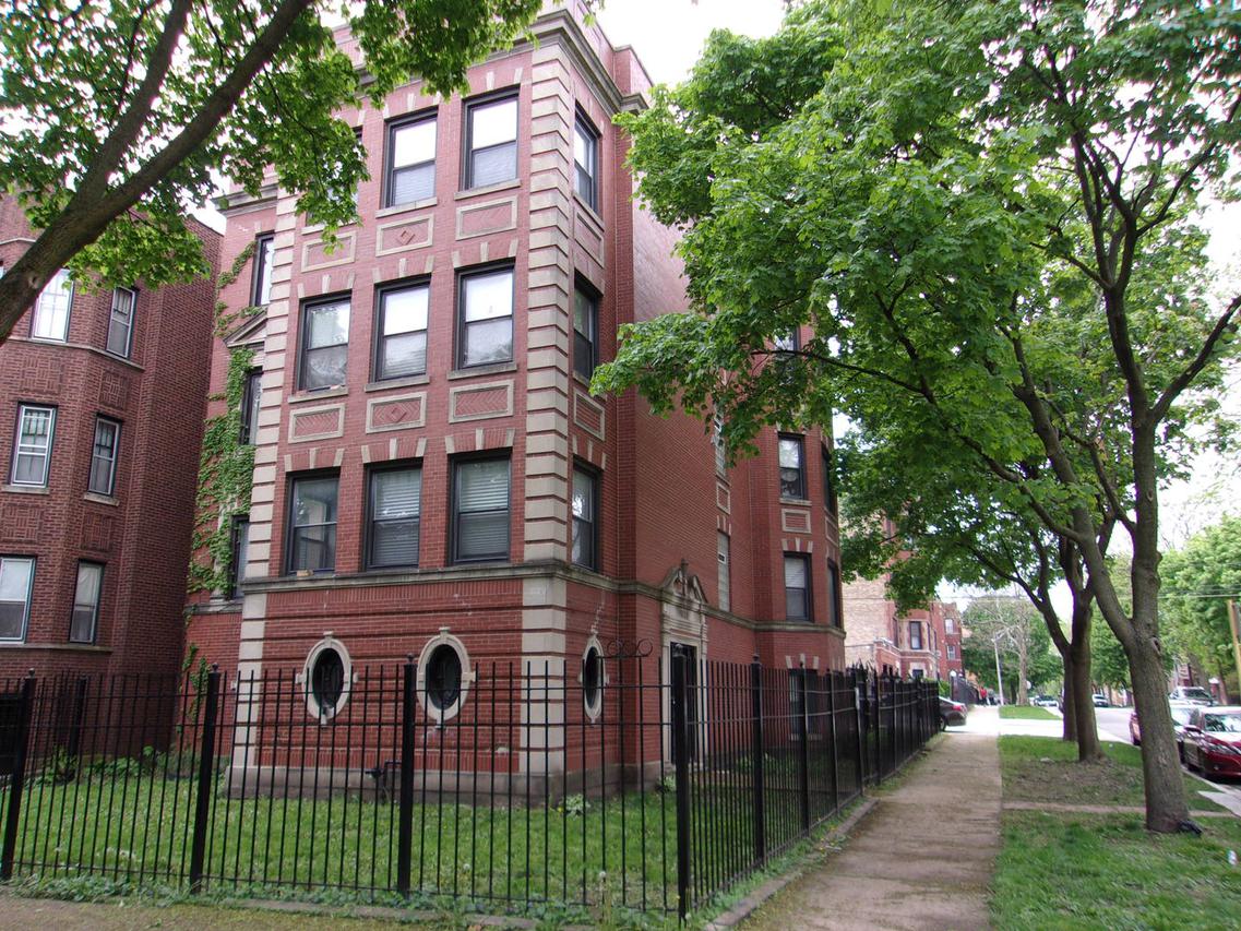 8000 S Langley Ave., Chicago, IL 60619