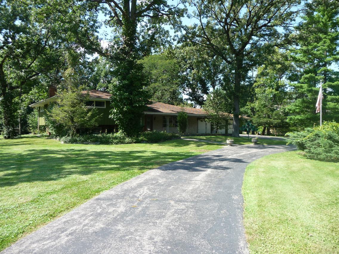 3412 York Rd., Oak Brook, IL 60523