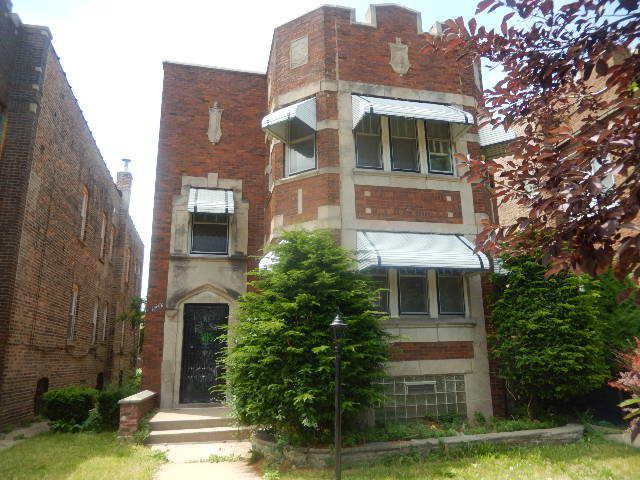 8246 S May St., Chicago, IL 60620