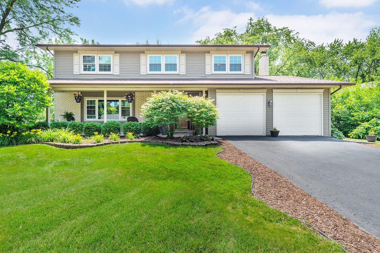 1451 Bolson Dr., Downers Grove, IL 60516