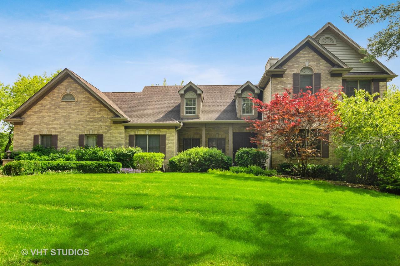 408 Inverdale Dr., Inverness, IL 60010