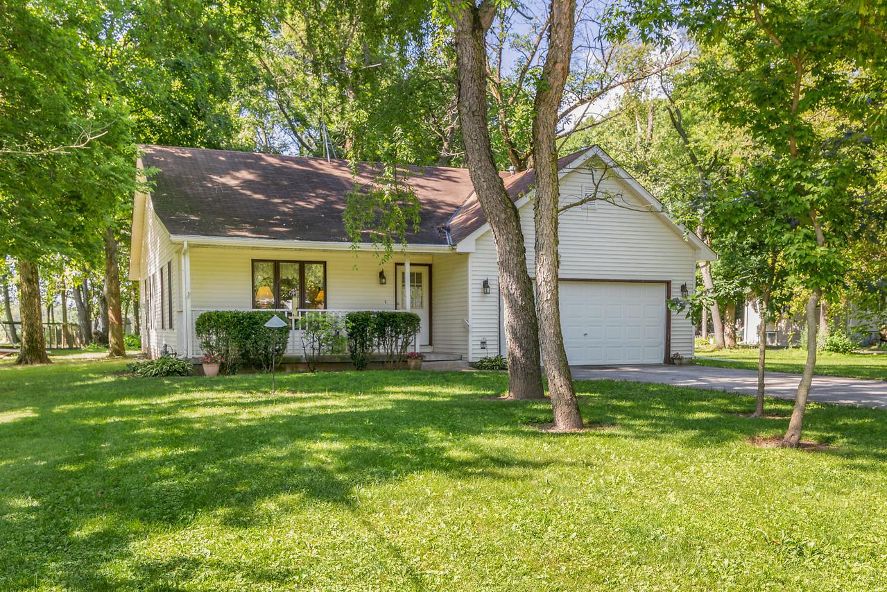 2712 N 3853rd Rd., Sheridan, IL 60551