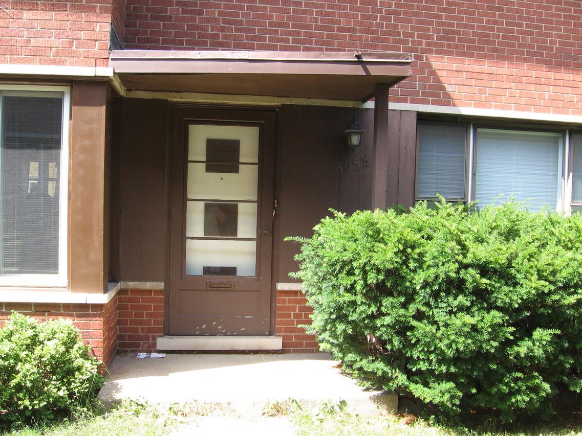 505 1/2 Ridge Rd., Wilmette, IL 60091