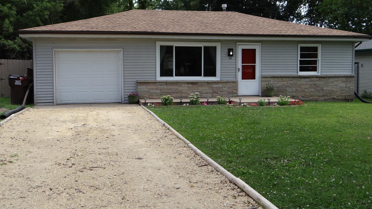 49 Marquette Rd., Machesney Park, IL 61115