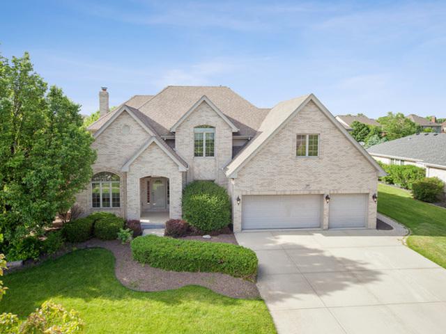 765 Stirrup Ln., New Lenox, IL 60451