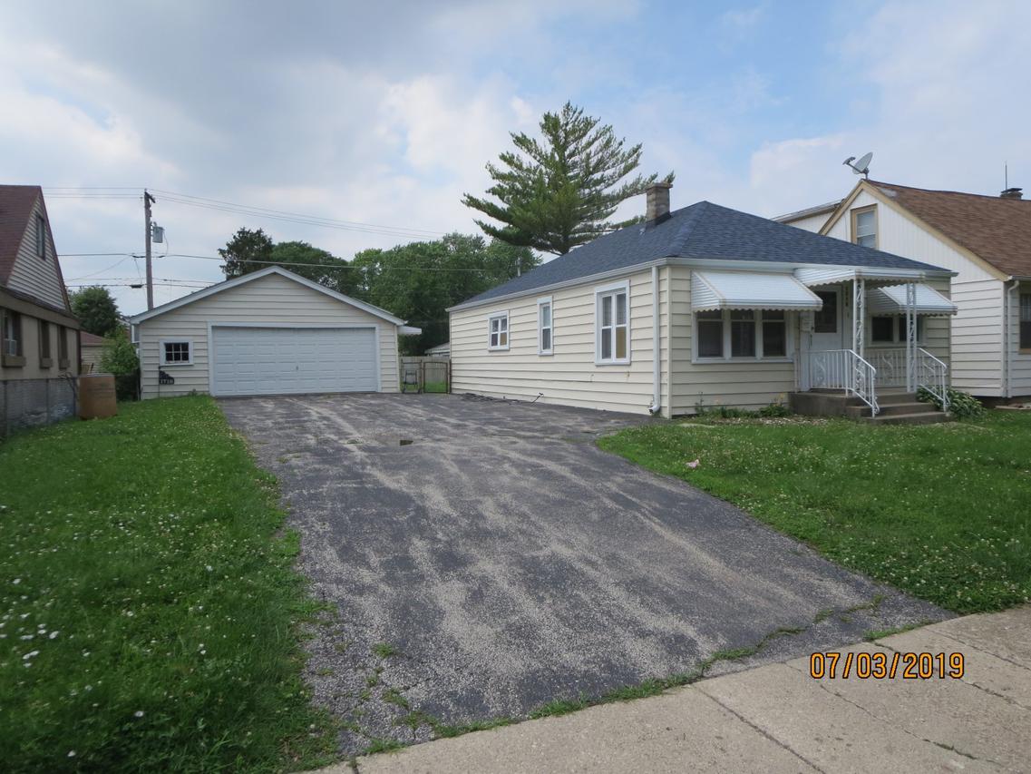 1716 N 34th Ave., Stone Park, IL 60165
