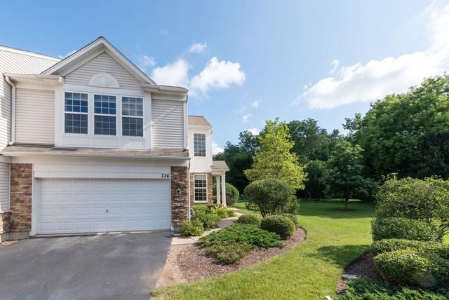 736 Pointe Dr., Crystal Lake, IL 60014