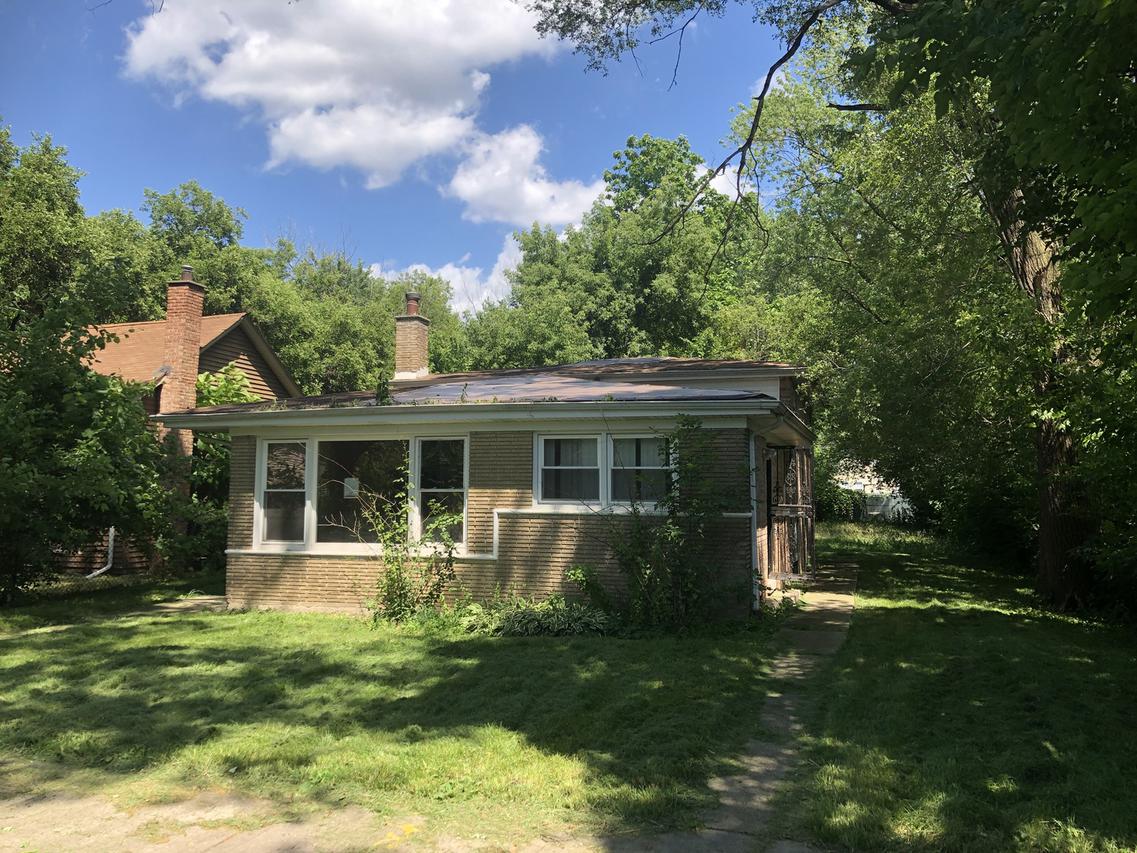 13333 S Prairie Ave., Chicago, IL 60827