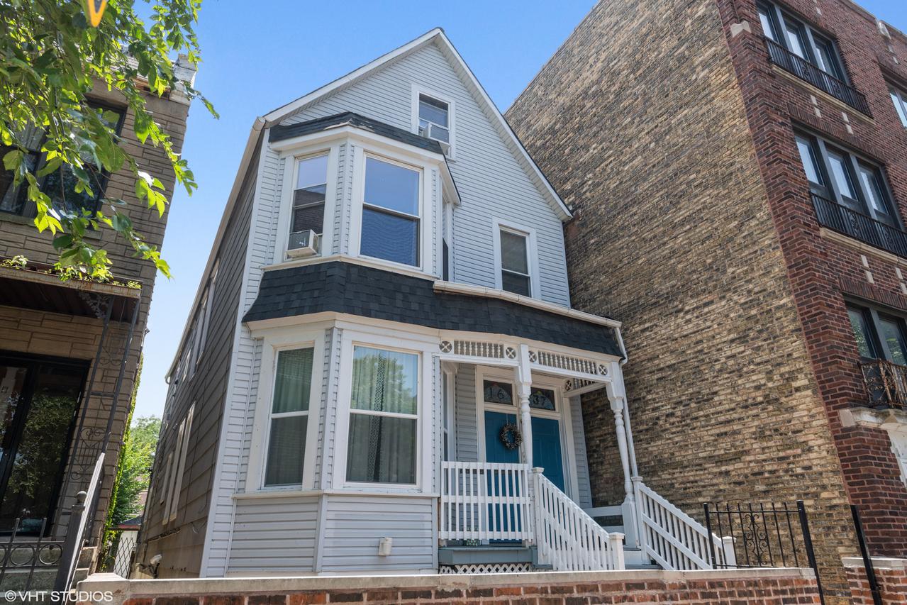 1637 W Foster Ave., Chicago, IL 60640