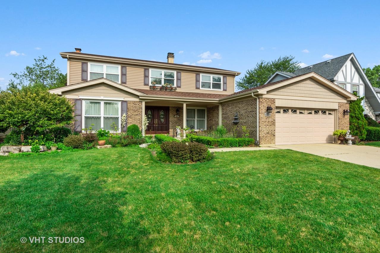 1908 N Brighton Pl., Arlington Heights, IL 60004