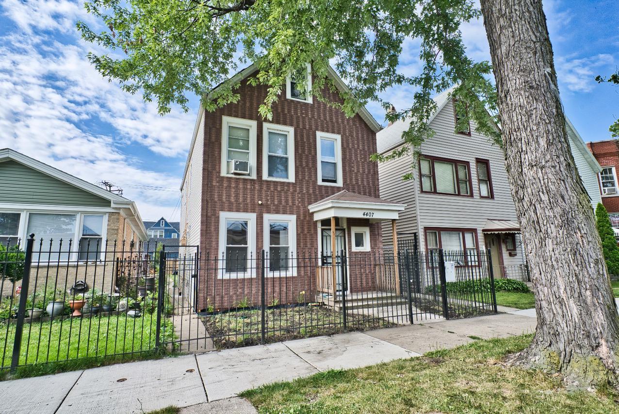 4407 W Haddon Ave., Chicago, IL 60651