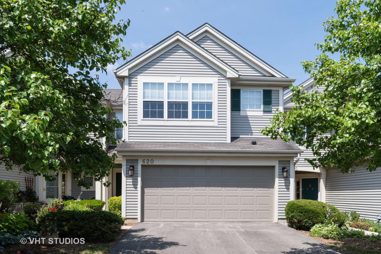 620 Creekside Cir. #8-3, Gurnee, IL 60031