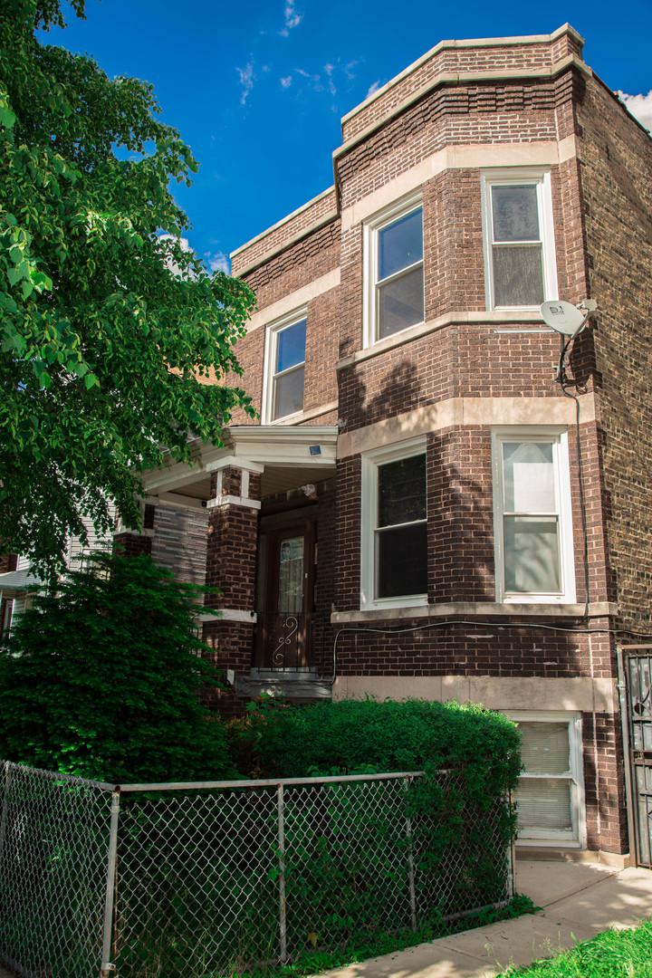 5209 S Whipple St., Chicago, IL 60632