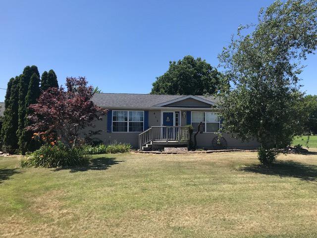 415 10th Ave., Lyndon, IL 61261
