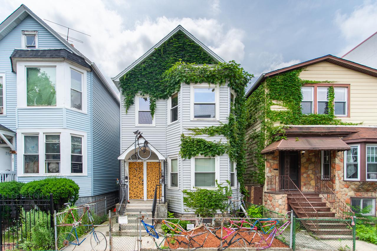 3031 W Lyndale St., Chicago, IL 60647