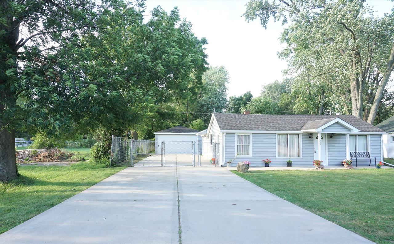 2435 Garden St., Joliet, IL 60435