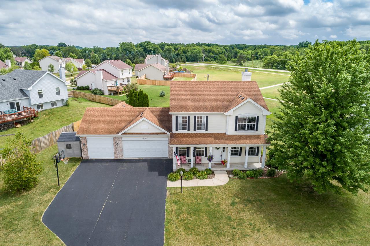 9063 Leicester Way, Roscoe, IL 61073