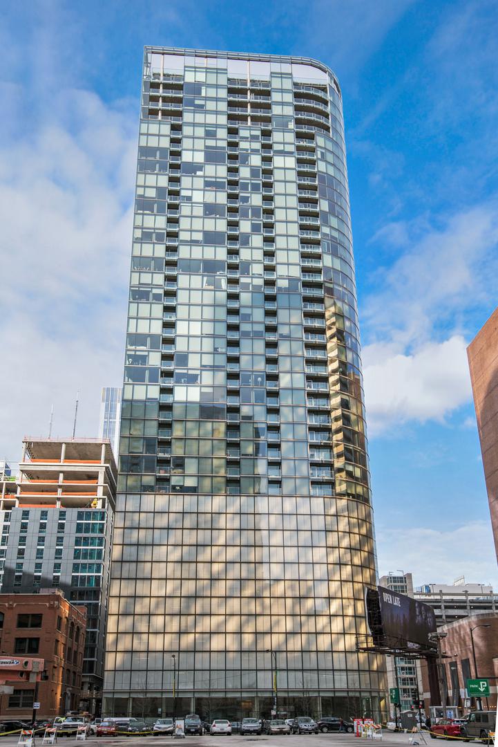 600 N Fairbanks Ct. #3705, Chicago, IL 60611