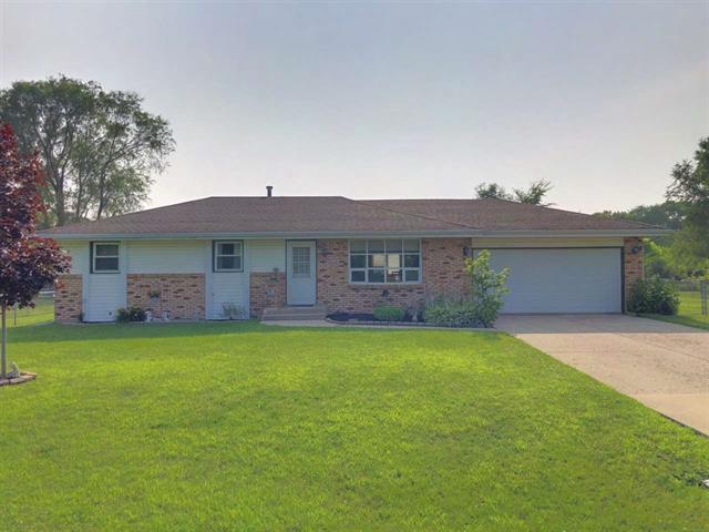 10446 Banyan Dr., Machesney Park, IL 61115