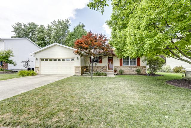 809 Vista Dr., Savoy, IL 61874