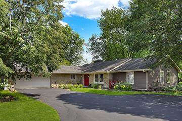 8860 Gurler Rd., Dekalb, IL 60115