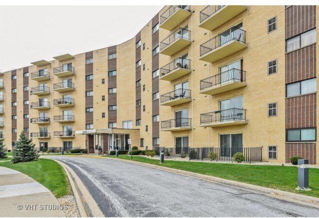 18400 Cherry Creek Dr. #509, Homewood, IL 60430