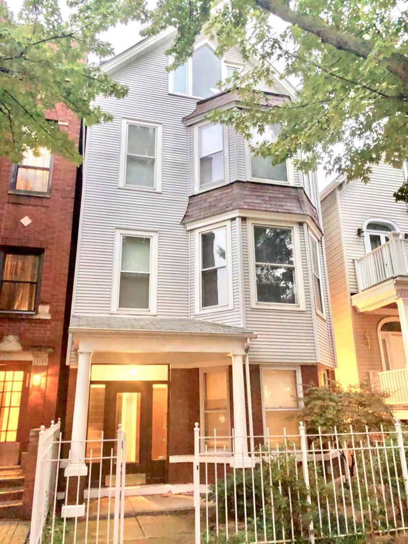 3329 N Kenmore Ave., Chicago, IL 60657