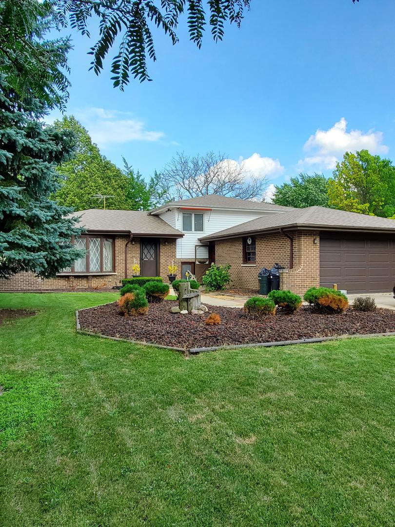 7313 Bayberry Ln., Darien, IL 60561