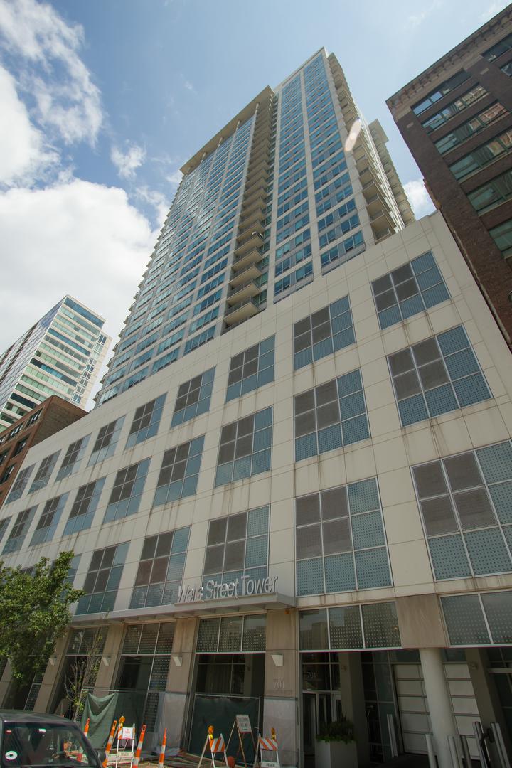 701 S Wells St. #1408, Chicago, IL 60607