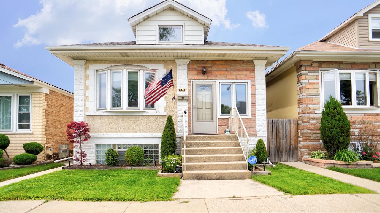 6048 S Menard Ave., Chicago, IL 60638