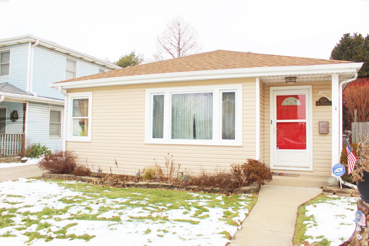 8730 45th St., Lyons, IL 60534